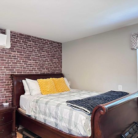 E3 Centrally Located In Carytown Fully Fenced Richmond Bagian luar foto